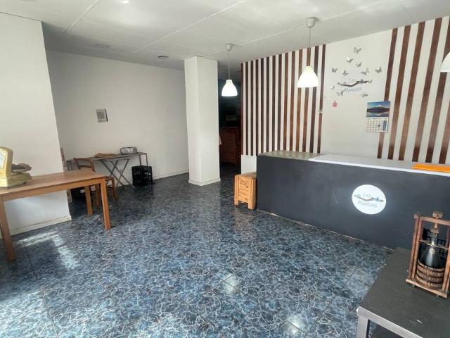 Local comercial en Alquiler en Zona Esportiva