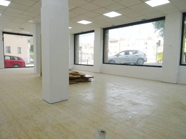 Local comercial en Alquiler en Zona Esportiva