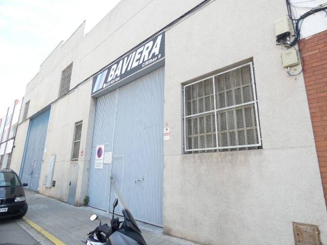 Local comercial en Alquiler en Zona Industrial