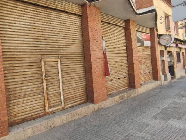 Local comercial en Alquiler en Zona Nord