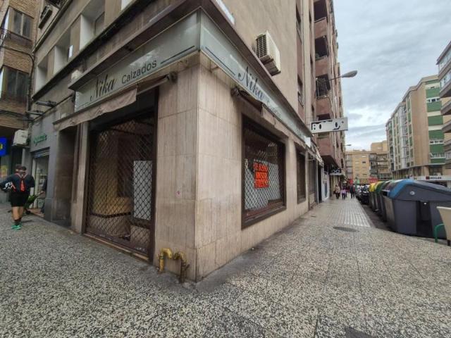 Local comercial en alquiler en Zaragoza, Delicias