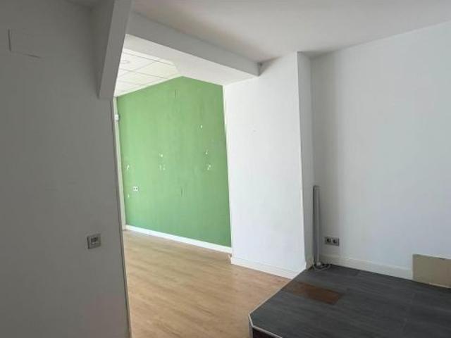 LOCAL COMERCIAL en ALQUILER en ZARAGOZA LA BOZADA DUQUESA VILLAHERMOSA REF: 00299