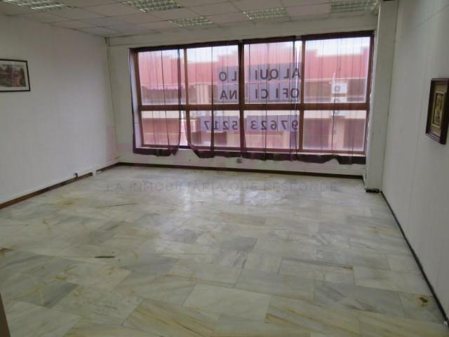 Local comercial en alquiler en Zaragoza, Santa Isabel
