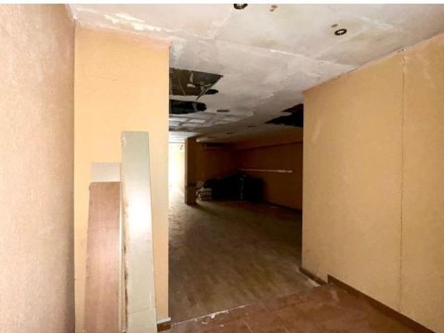 Local Comercial en Alquiler junto a las Arenas de Alicante — 100 m2, listo para personalizar