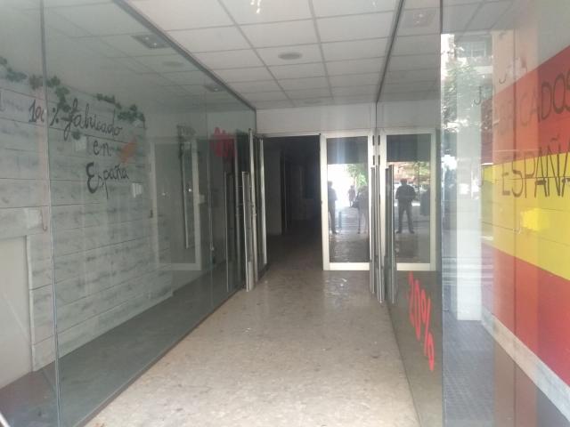 Local comercial en alquiler. VALENCIA