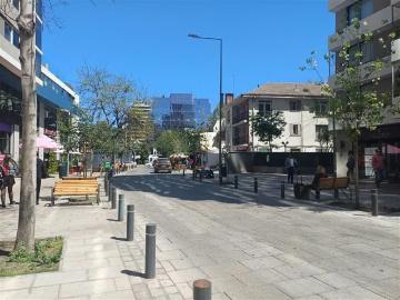 Local Comercial en arriendo Calle General Holley Providencia | Espacios por CLF 38.00 en Providencia