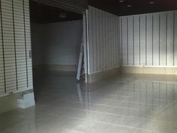 Local Comercial en Arriendo en Las Condes. Metro Manquehue | Espacios por CLF 120.00 en Las Condes