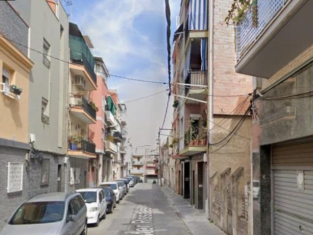 LOCAL COMERCIAL EN BADALONA