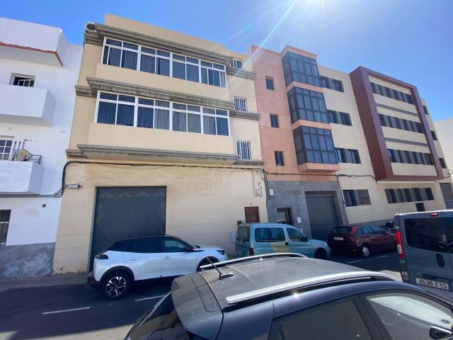 Local comercial en Balos Vecindario