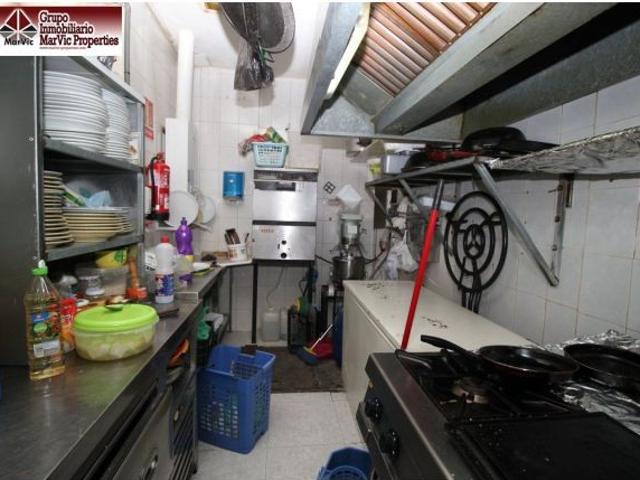 Local comercial en Benidorm en zona Colonia Madrid