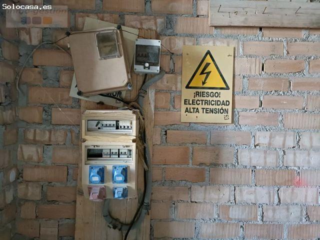 Local comercial en bruto en venta, ideal para adaptar a tu proyecto