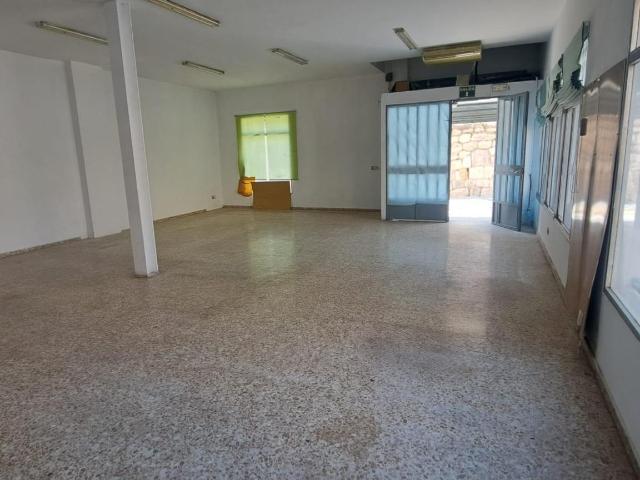 Local con buena ubicación zona mucho tránsito