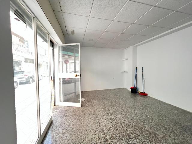 Local comercial en Granada zona Zaidin, Tu negocio ideal !