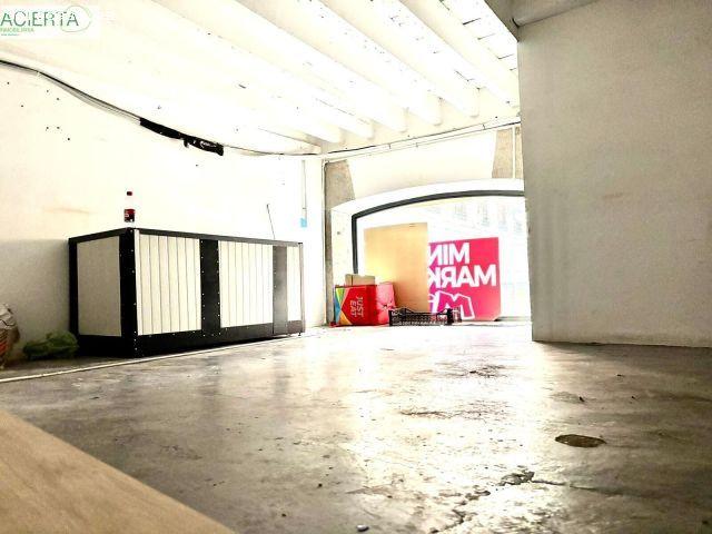 Local comercial en el Centro de Granada