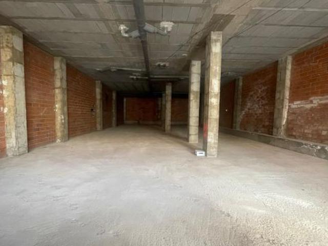 Local comercial en EL PARADOR