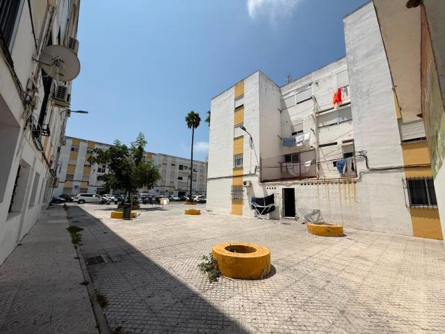 Local comercial en El Puerto de Santa María: ubicación y múltiples posibilidades