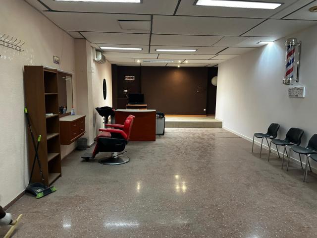 Local comercial en Elda 200 m2