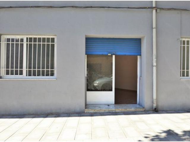 LOCAL COMERCIAL EN ELDA, ZONA FICIA