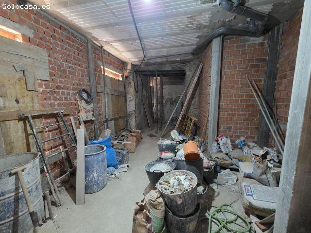 LOCAL COMERCIAL EN ESQUINA CON GRAN VISIBILIDAD Y LUZ NATURAL