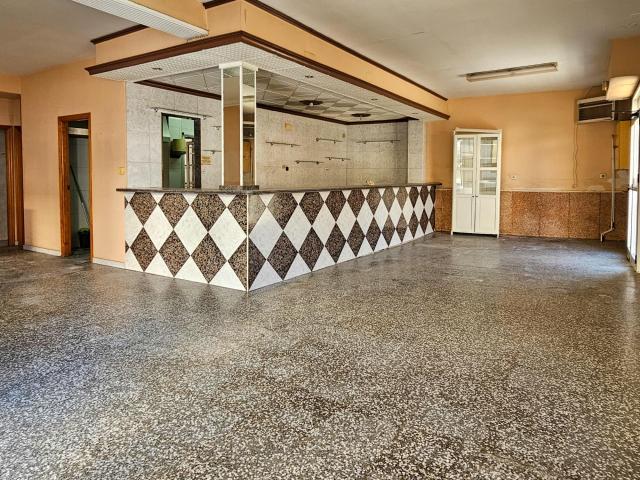 Local Comercial en Oliva