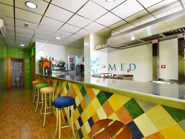 LOCAL COMERCIAL EN LA ISLA