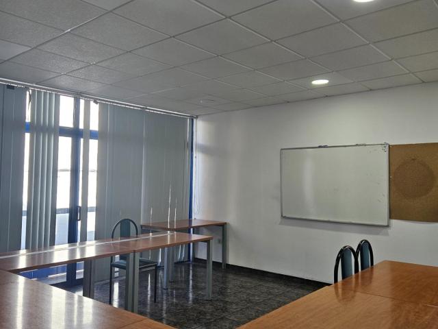 LOCAL COMERCIAL EN LA RAPITA