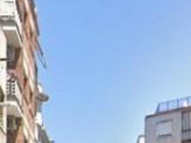 LOCAL COMERCIAL EN L'HOSPITALET DE LLOBREGAT