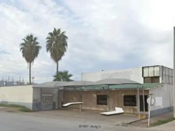 Local Comercial en Libramiento RLS Periferico