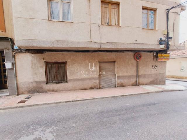 Local comercial en Molina a la venta