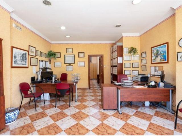 Local comercial en magnifica ubicación. Jardin de la Reina