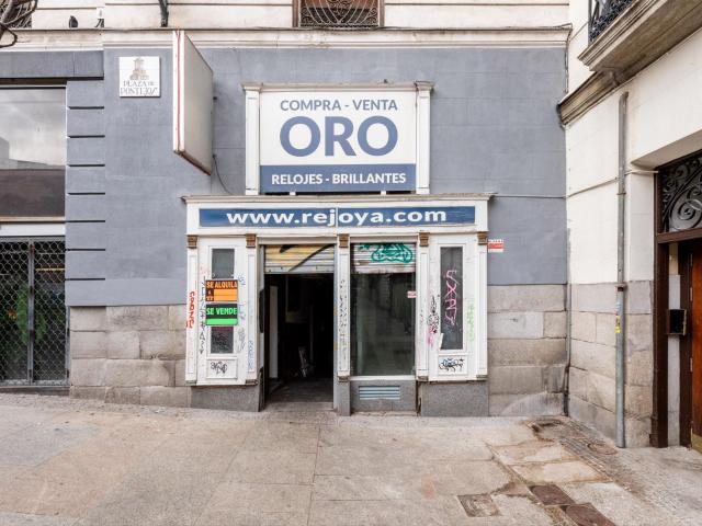 LOCAL COMERCIAL en SOL, en ubicación privilegiada en pleno centro de Madrid