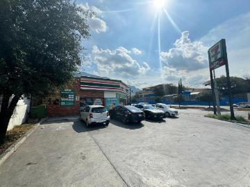 Local Comercial en San Pedro Garza García