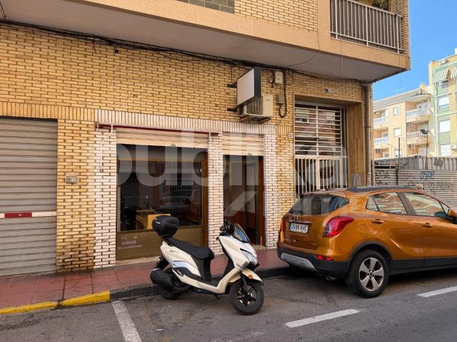 Local Comercial en Santa Pola Zona Portus