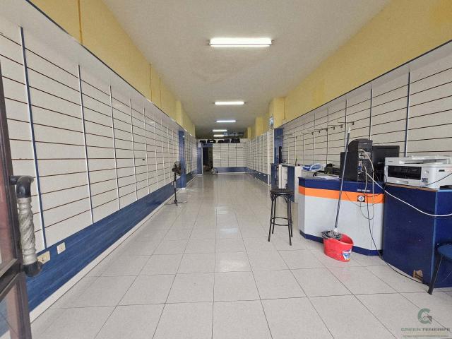 Local comercial en Santa Úrsula – 108 m²