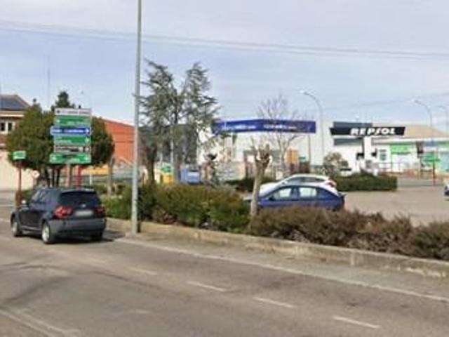 LOCAL COMERCIAL EN PALENCIA