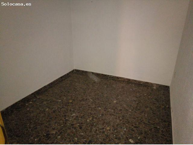 LOCAL COMERCIAL EN PERFECTO ESTADO