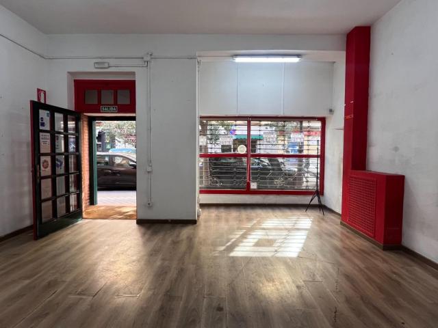 Local Comercial en planta calle más Sótano en Calle Meléndez Valdés – Alto Potencial en Chamberí