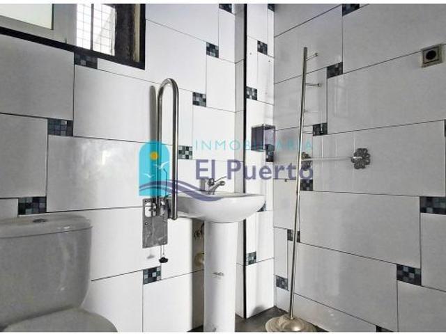 LOCAL COMERCIAL EN PLENO CENTRO DEL PUERTO DE MAZARRÓN REF 1437