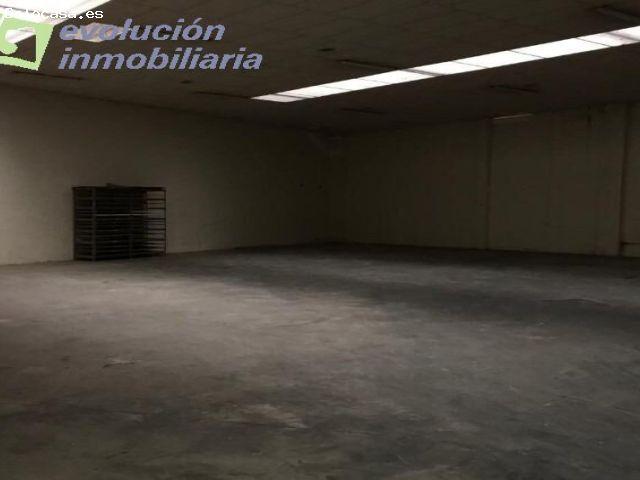 LOCAL COMERCIAL EN PLENO GAMONAL Burgos