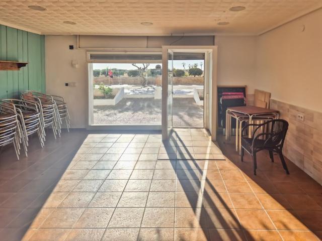 Local comercial en pleno paseo marítimo de Canet