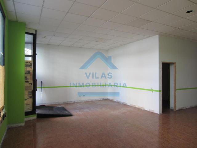 LOCAL COMERCIAL EN ROSALIA DE CASTRO MILLADOIRO