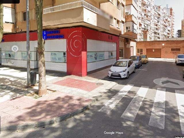 LOCAL COMERCIAL EN RAMÓN Y CAJAL