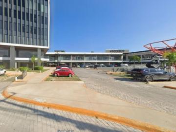 LOCAL COMERCIAL EN RENTA, AV. HUAYACAN, CANCUN, Q.ROO