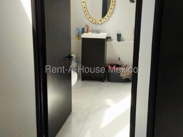 Local Comercial en Renta en Cuajimalpa de Morelos, Santa Fe Cuajimalpa NC 26 2135
