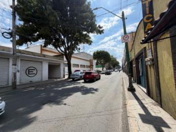 Local comercial en renta en Avenida Comercial, Toluca Ubicación estratégica y accesible