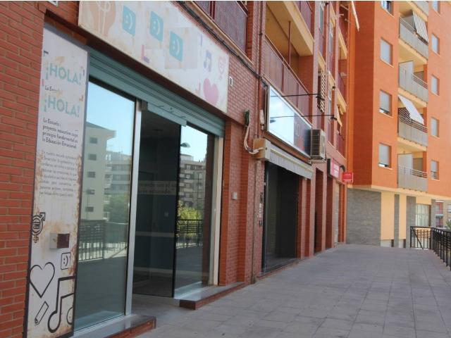 LOCAL COMERCIAL EN RENTABILIDAD