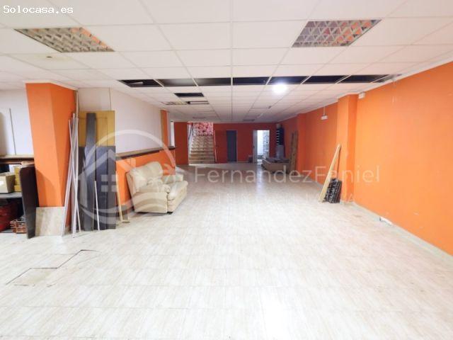 Local comercial en Torrevieja Esquina con gran visibilidad y potencial