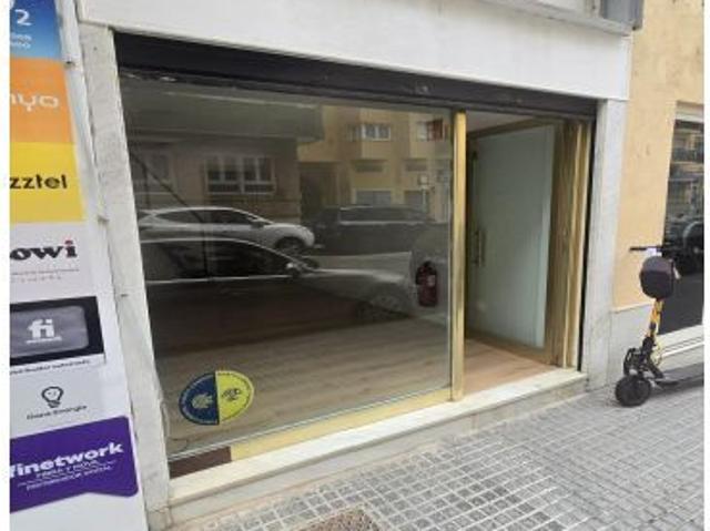 Local comercial en una de las zonas más activas de negocios