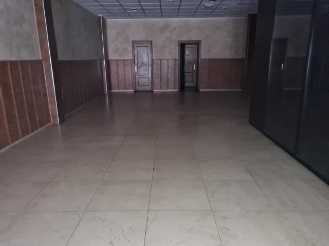 ¡LOCAL COMERCIAL EN UBICACIÓN ESTRATÉGICA EN CARCAIXENT!