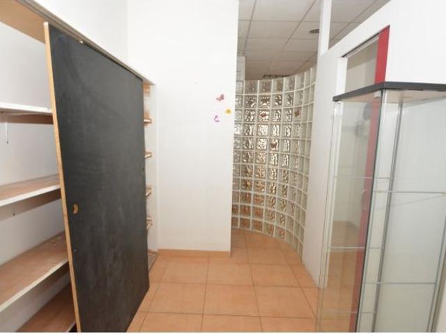 LOCAL COMERCIAL en VENDA a PIERA